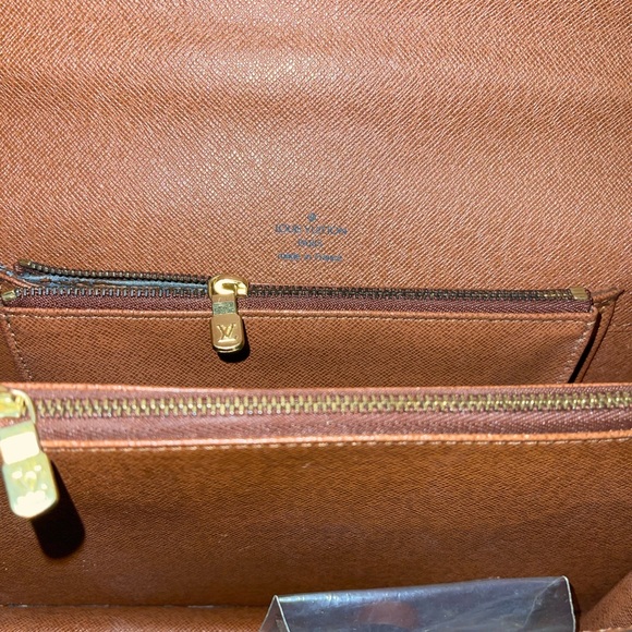 Louis Vuitton vintage bag. - Picture 4 of 8